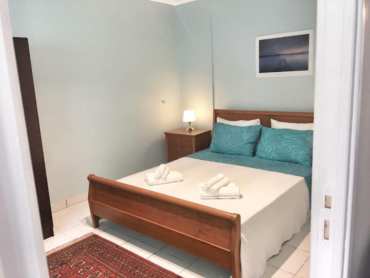 Renovated Apt 100M From Beach Wifi Ac Anavyssos Exterior photo